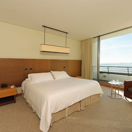 Hotel Enjoy Coquimbo Exteriér fotografie A bedroom at the InterContinental Santiago
